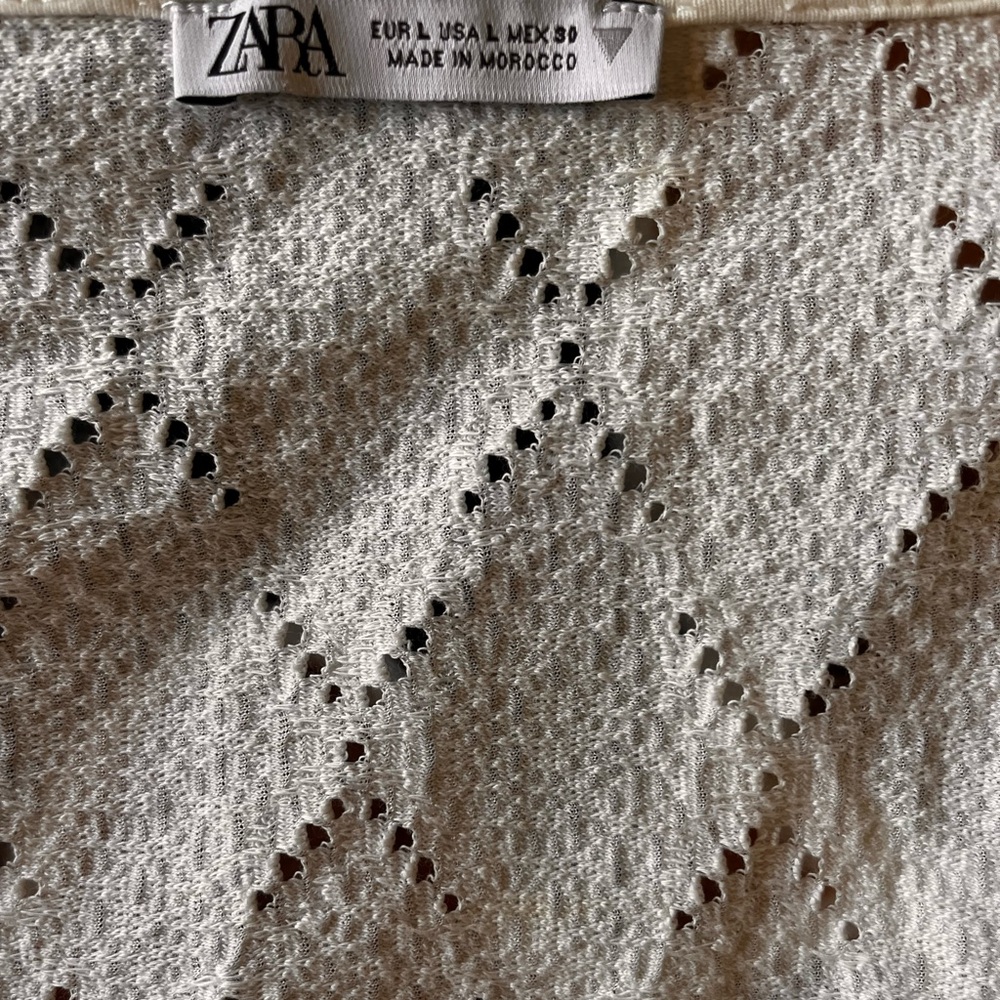 Zara Cream Women's Puff Sleeve Blouse - Picture 3 of 3